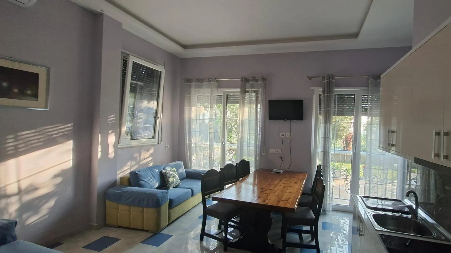 Villa Luiss Panorama Durres 0*,