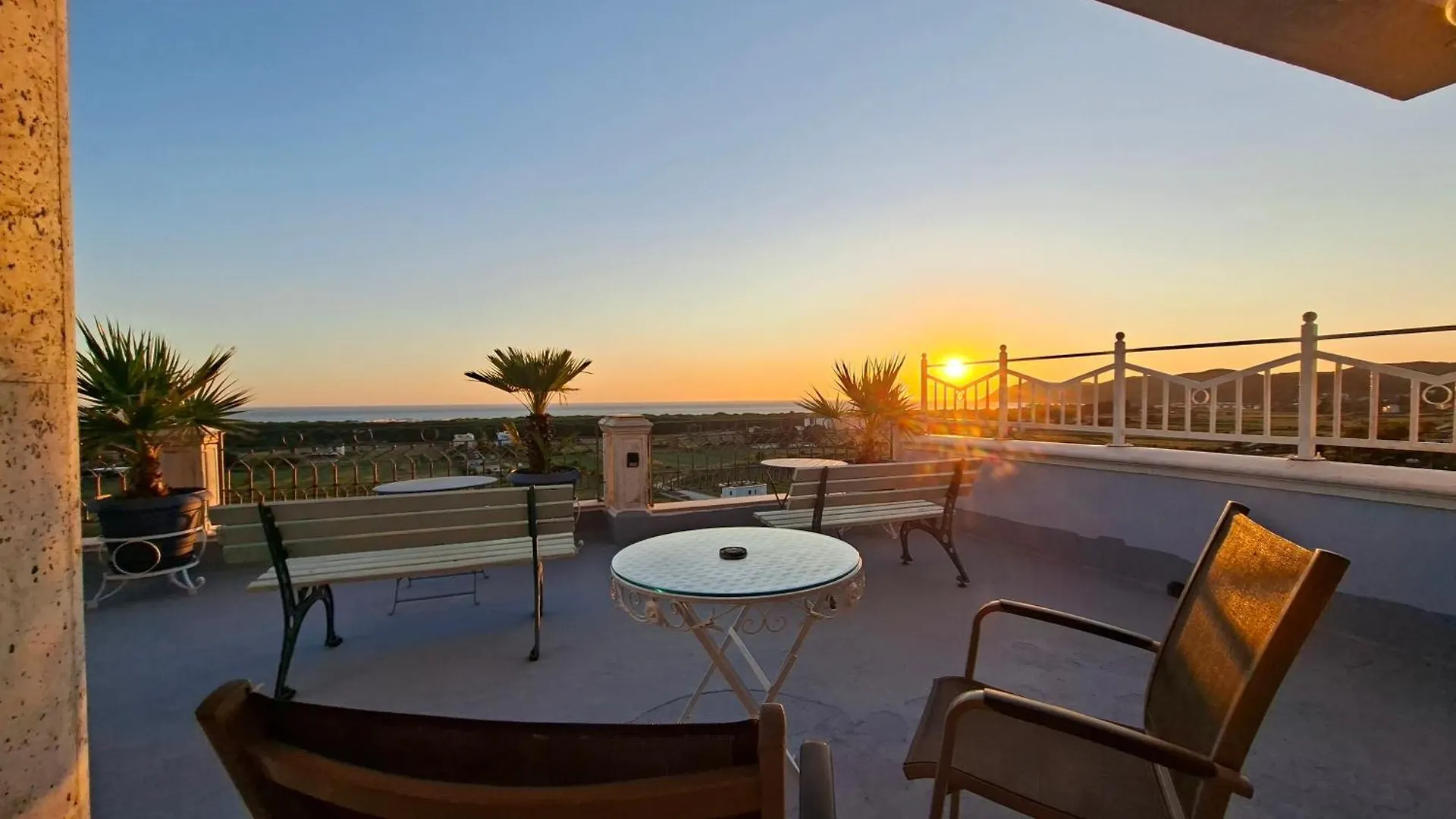 Villa Luiss Panorama Durres 0*,